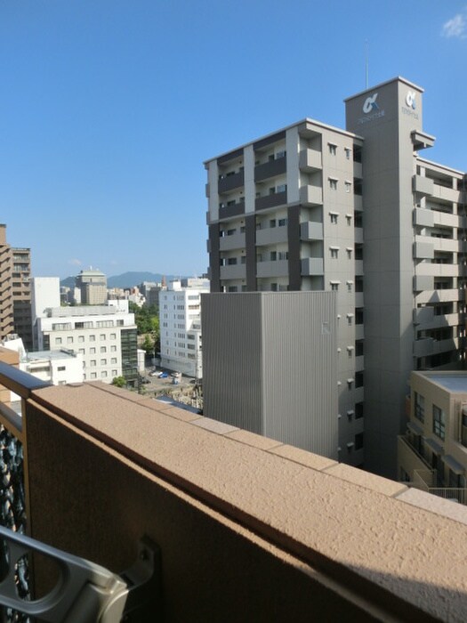 物件内観写真16　(室内からの展望)