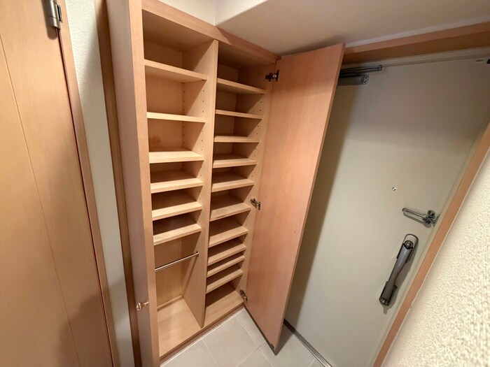物件内観写真20　(靴箱)
