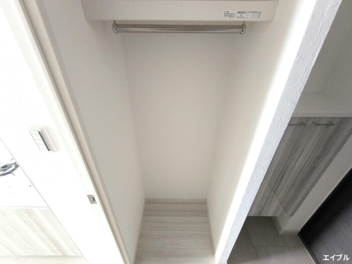 物件内観写真12　(収納)