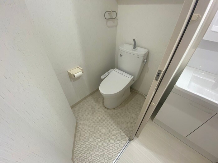 物件内観写真11　(トイレ)