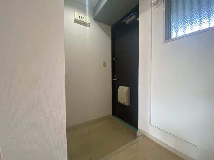 物件内観写真14　(玄関)