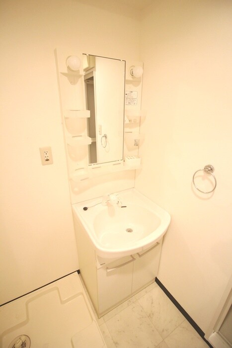 物件内観写真8　(洗面)