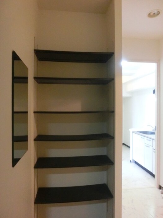 物件内観写真12　(靴箱)