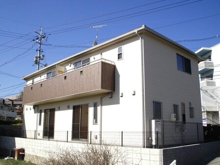 VILLA MONZEN外観写真