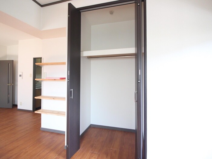 物件内観写真13　(収納)