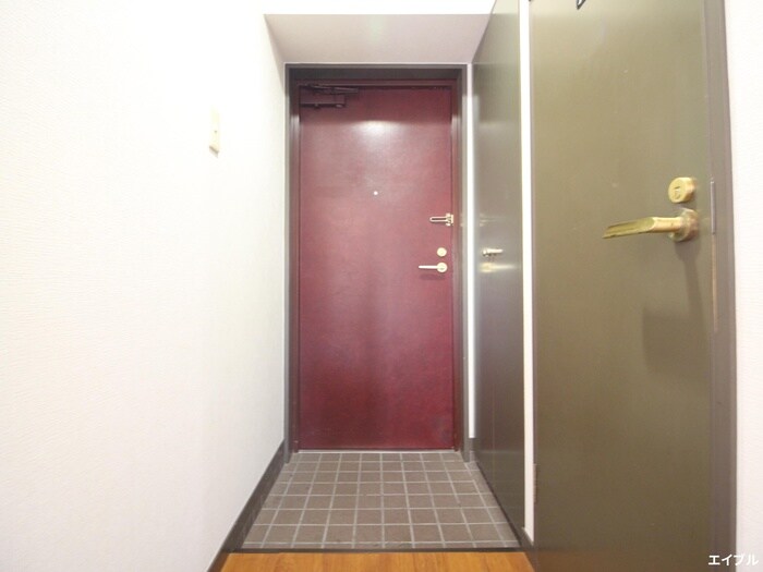 物件内観写真14　(玄関)