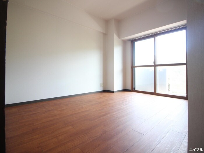 物件内観写真18　(居室)