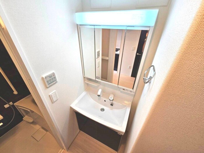 物件内観写真10　(洗面)