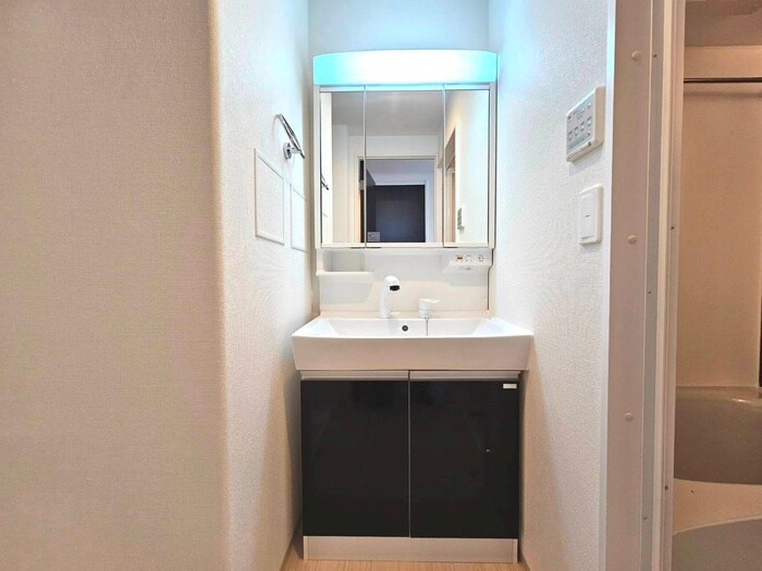 物件内観写真10　(洗面)