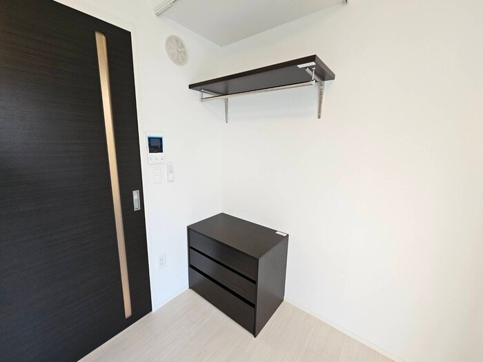 物件内観写真20　(廊下)