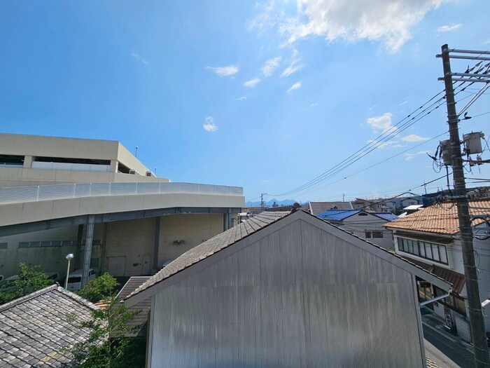 物件内観写真22　(室内からの展望)