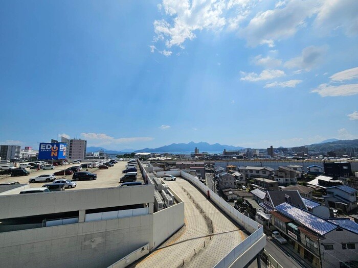 物件内観写真22　(室内からの展望)