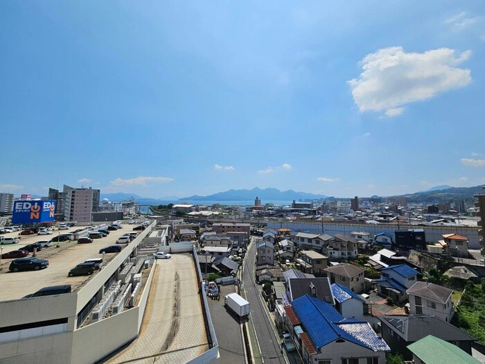 物件内観写真22　(室内からの展望)