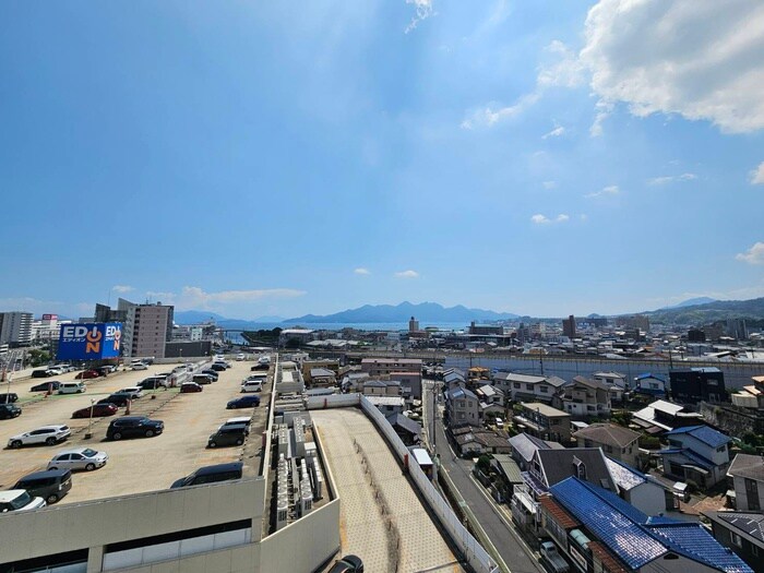 物件内観写真22　(室内からの展望)