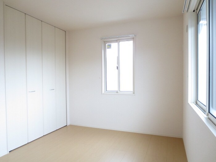 物件内観写真9　(居室)