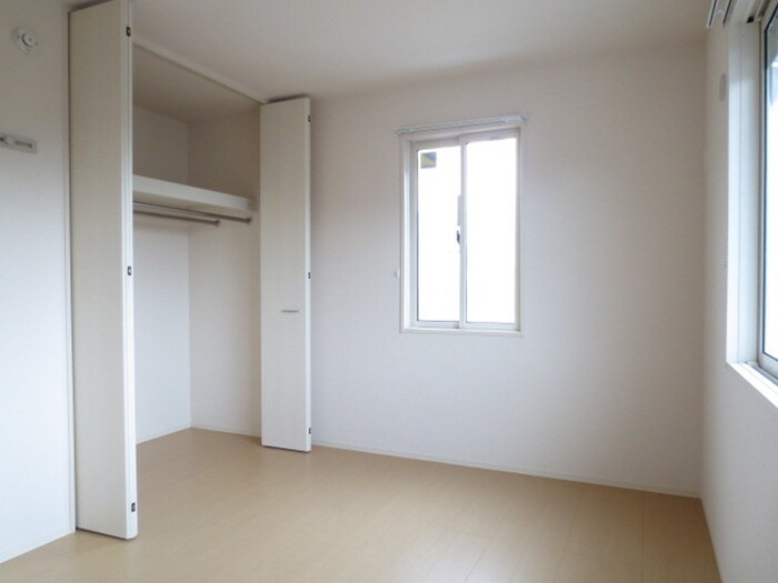 物件内観写真10　(居室)