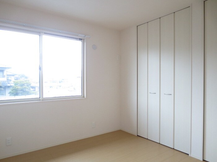 物件内観写真11　(居室)