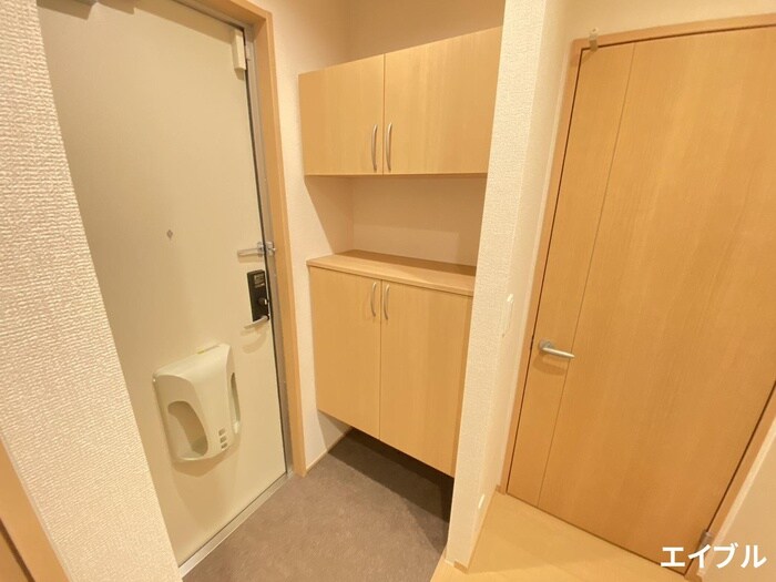 物件内観写真15　(靴箱)