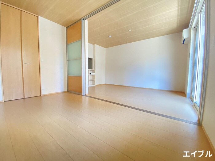 物件内観写真18　(居室)