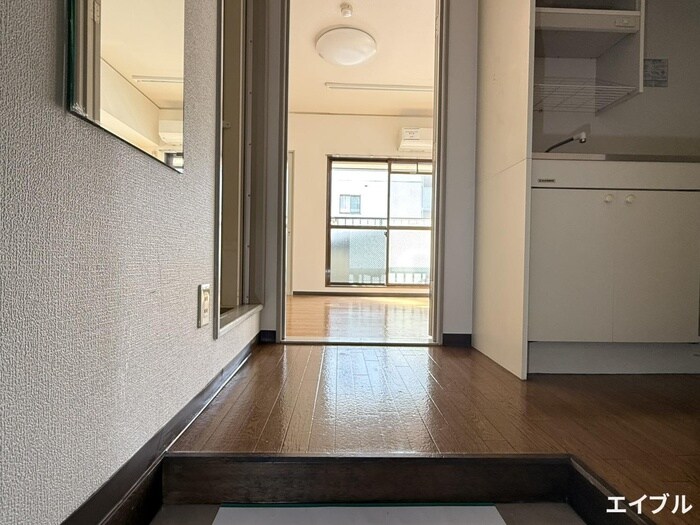 物件内観写真19　(玄関)