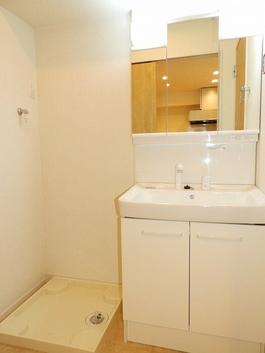 物件内観写真6　(洗面)