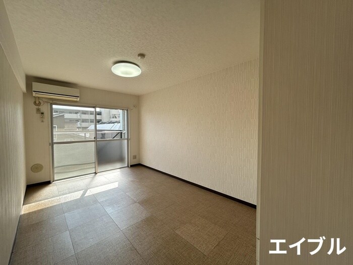 物件内観写真19　(居室)