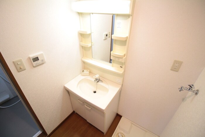 物件内観写真11　(洗面)