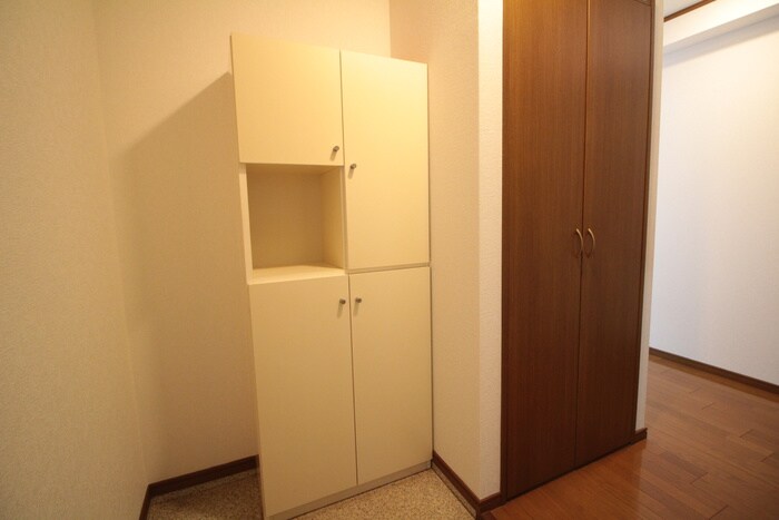 物件内観写真12　(靴箱)
