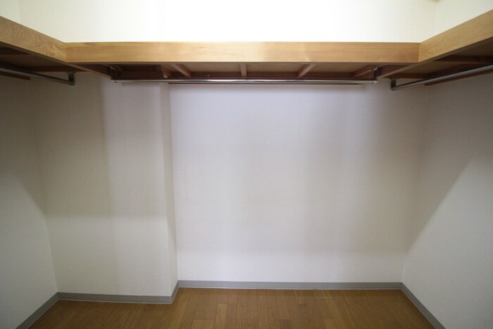 物件内観写真13　(収納)