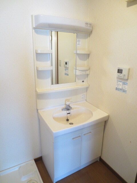 物件内観写真16　(洗面)