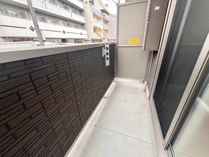 物件内観写真9　(ベランダ・バルコニー)