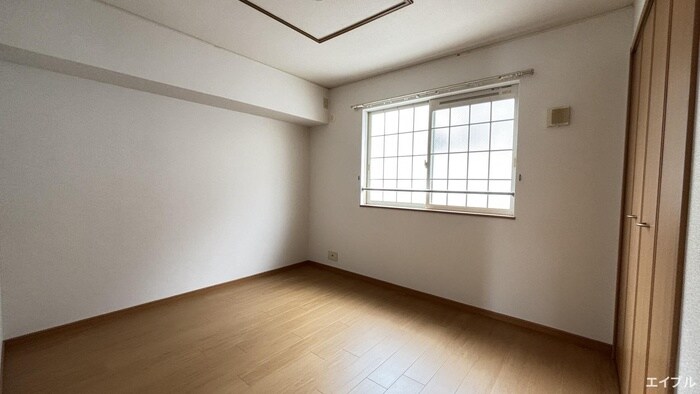 物件内観写真16　(居室)