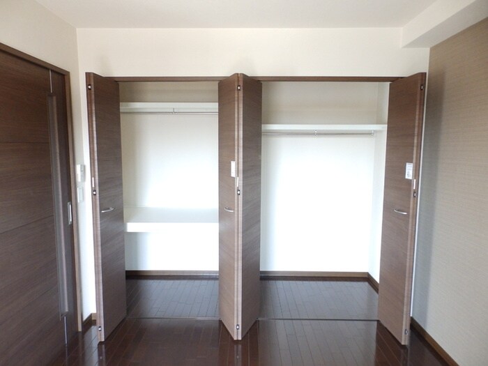 物件内観写真13　(収納)