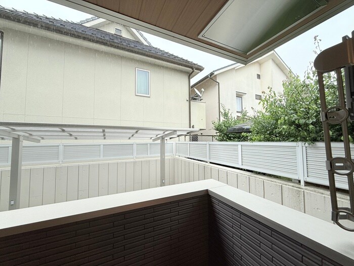 物件内観写真12　(室内からの展望)