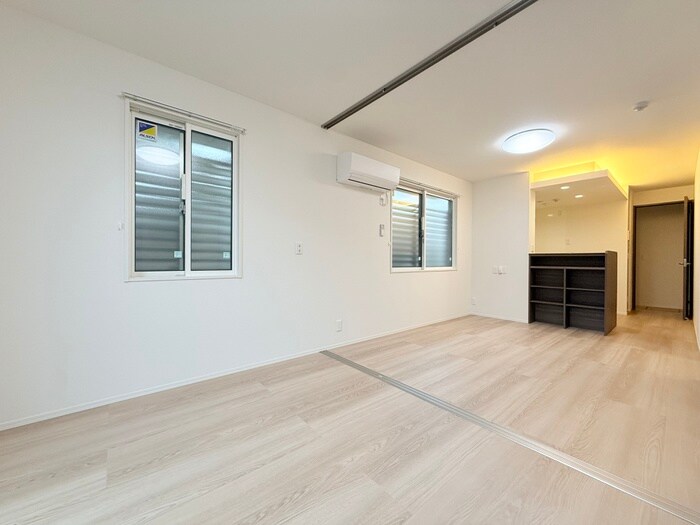 物件内観写真13　(居室)