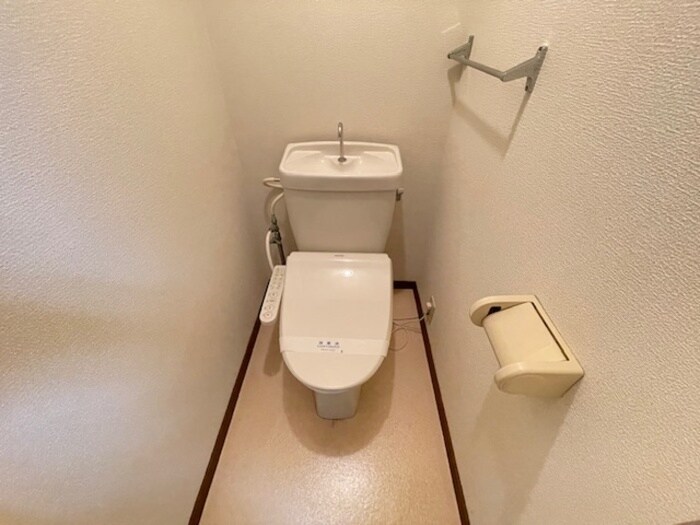 物件内観写真11　(トイレ)