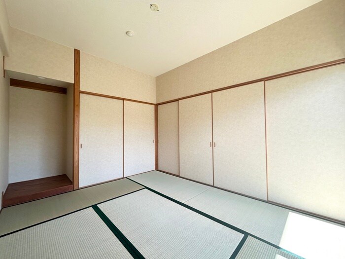 物件内観写真10　(居室)