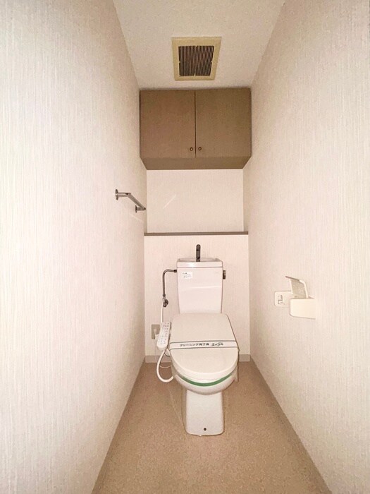 物件内観写真14　(トイレ)