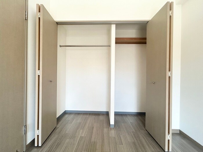 物件内観写真16　(収納)