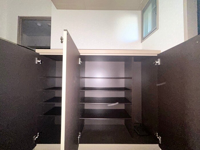 物件内観写真19　(靴箱)
