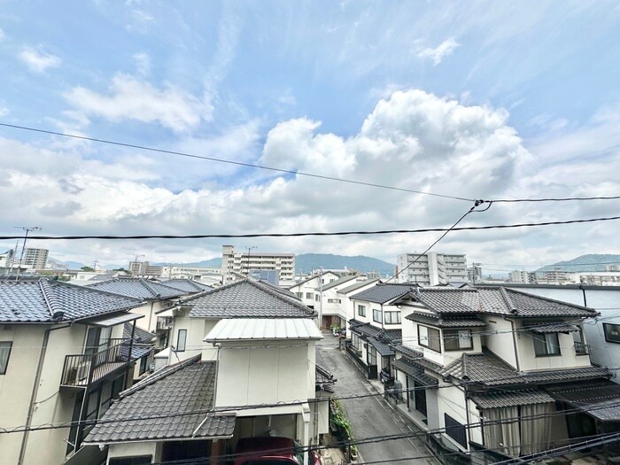 物件内観写真22　(室内からの展望)