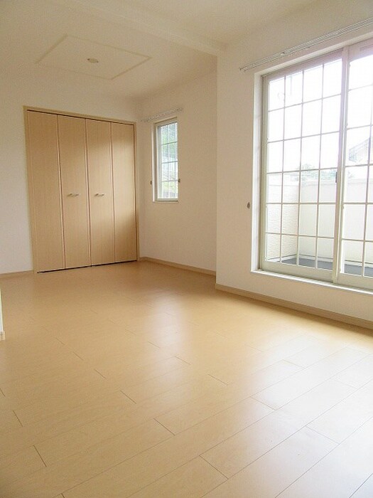 物件内観写真10　(居室)