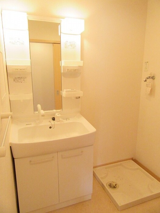 物件内観写真16　(洗面)