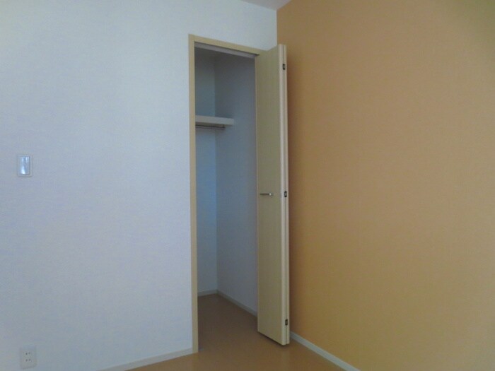 物件内観写真15　(収納)