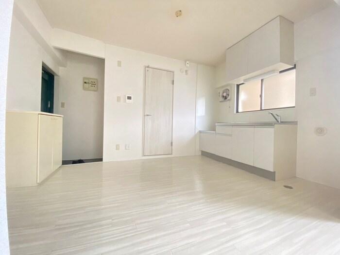 物件内観写真7　(居室)