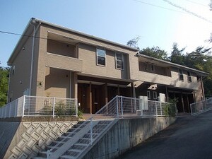 Grove Side Villa A外観写真