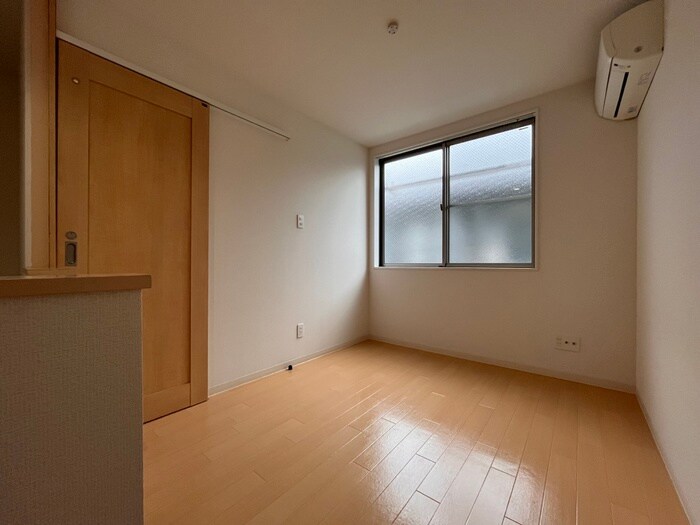 物件内観写真11　(居室)