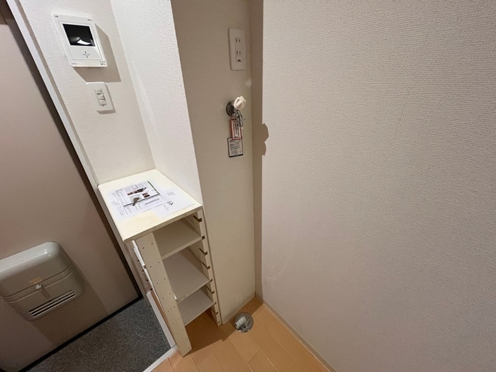 物件内観写真14　(洗濯機置場)