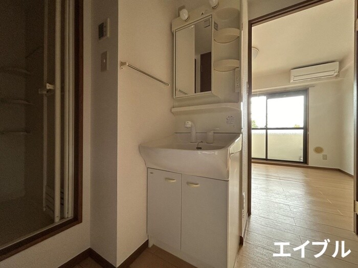 物件内観写真9　(洗面)