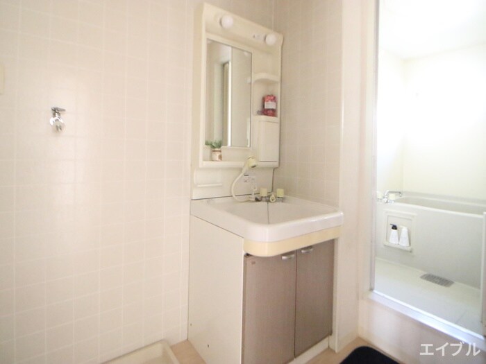 物件内観写真11　(洗面)